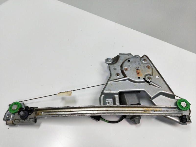 Recambio de elevalunas trasero derecho para audi 100 berlina (c4) 2.3 referencia OEM IAM 4A0959802A  4P