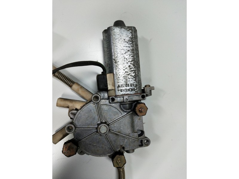 Recambio de elevalunas trasero derecho para audi 100 berlina (443) referencia OEM IAM   4P Recambio de elevalunas trasero derecho para audi 100 berlina (443) referencia OEM IAM   4P