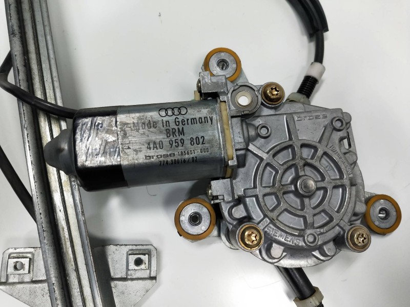 Recambio de elevalunas delantero derecho para audi 100 berlina (c4) europa referencia OEM IAM 4A959802 185601000 4P