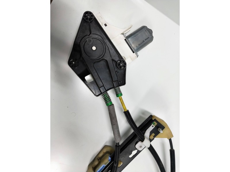 Recambio de elevalunas delantero derecho para audi a1 (8x) 1.6 tdi referencia OEM IAM 8K0959802C 1101A62113110 3P