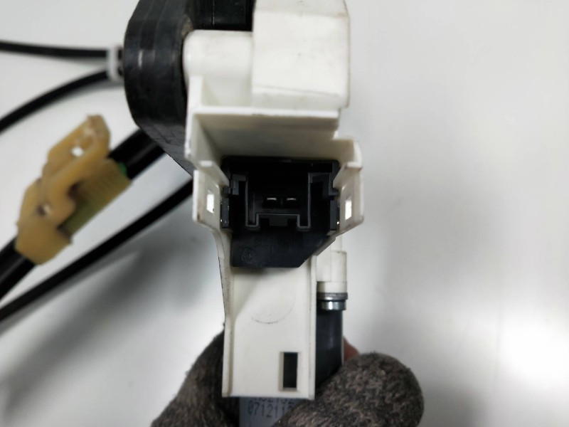 Recambio de elevalunas delantero derecho para audi a1 (8x) referencia OEM IAM 8K0959802C 1101A62113110 3P Recambio de elevalunas delantero derecho para audi a1 (8x) referencia OEM IAM 8K0959802C 1101A62113110 3P