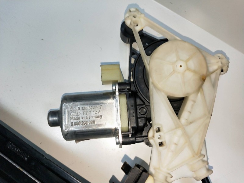 Recambio de elevalunas delantero derecho para audi a3 (8v) 1.6 tdi referencia OEM IAM 850202099 8V4837462 4P