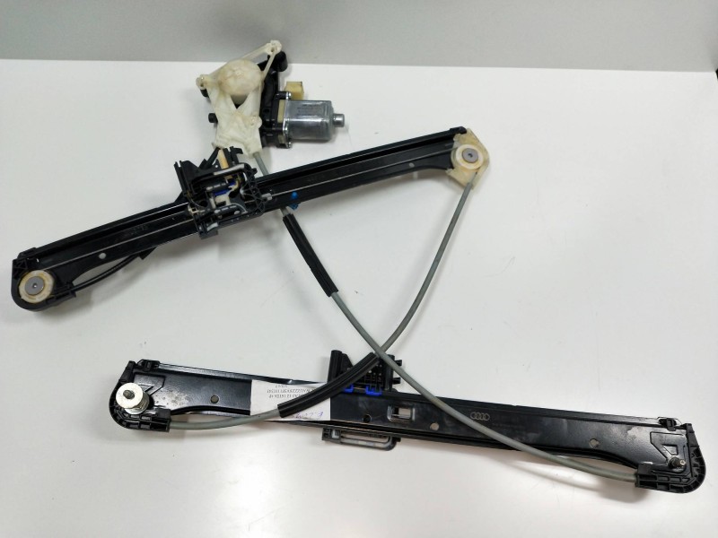 Recambio de elevalunas delantero izquierdo para audi a3 (8v) 1.6 tdi referencia OEM IAM 850202100 8V4837461 4P