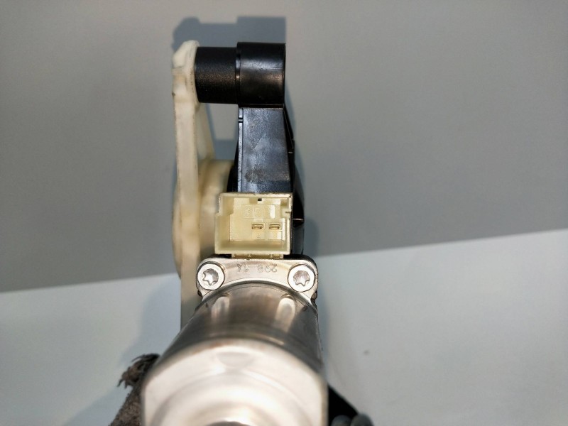 Recambio de elevalunas delantero izquierdo para audi a3 (8v) 1.6 tdi referencia OEM IAM 850202100 8V4837461 4P