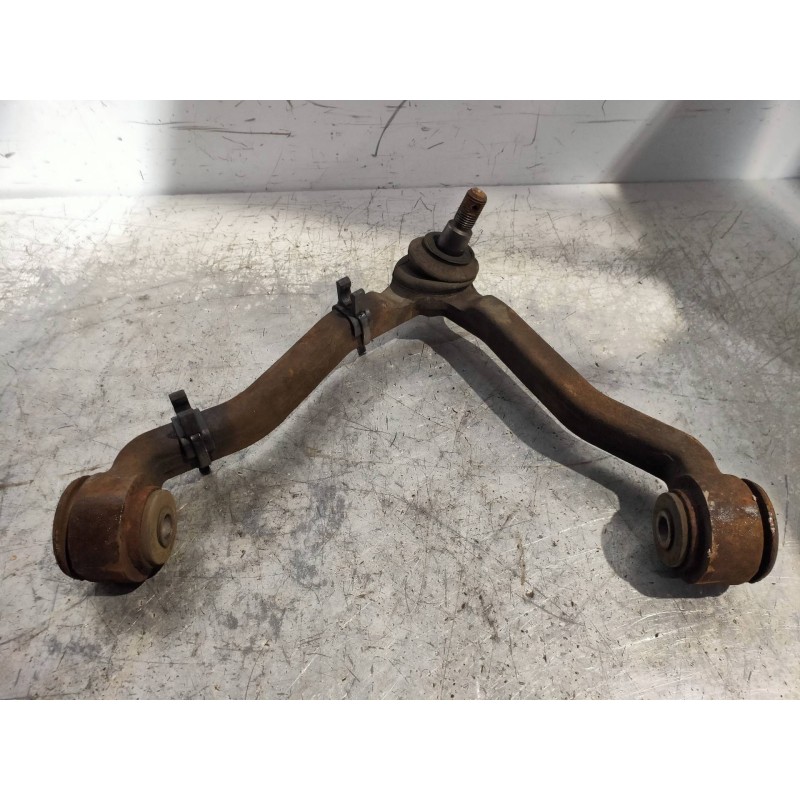 Recambio de brazo suspension superior delantero izquierdo para ssangyong rexton rx 270 plus / 270 xdi plus referencia OEM IAM   