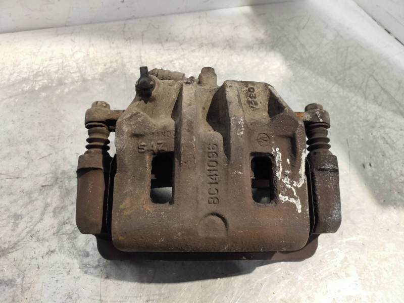 Recambio de pinza freno delantera derecha para ssangyong rexton rx 270 plus / 270 xdi plus referencia OEM IAM BC141096  