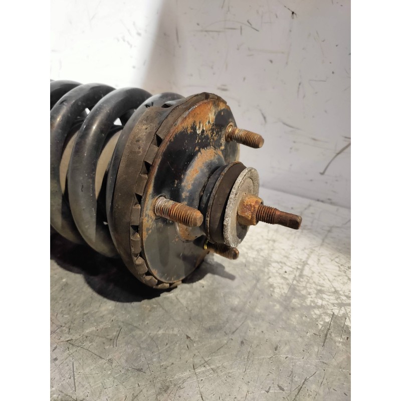 Recambio de amortiguador delantero derecho para ssangyong rexton rx 270 plus / 270 xdi plus referencia OEM IAM   