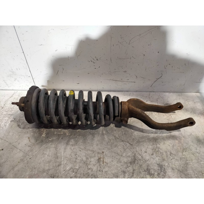 Recambio de amortiguador delantero izquierdo para ssangyong rexton rx 270 plus / 270 xdi plus referencia OEM IAM   