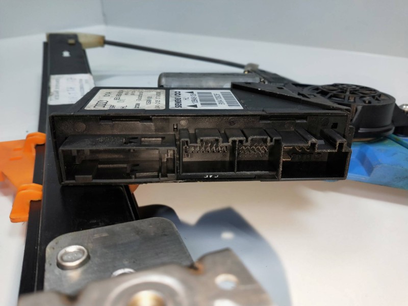 Recambio de elevalunas trasero izquierdo para audi rs4 avant (b5) referencia OEM IAM 0130821767  5P R