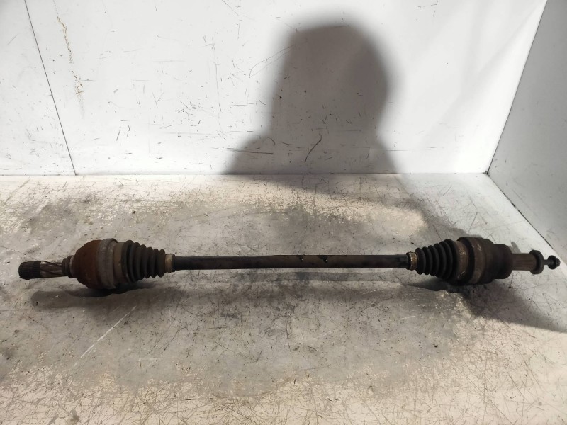 Recambio de transmision trasera derecha para volvo xc70 2.4 diesel cat referencia OEM IAM 0153051677012  