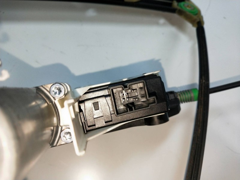 Recambio de elevalunas delantero izquierdo para audi a4 avant (8k5) (2008) referencia OEM IAM 8K0959801 8K0837461 4P Recambio de elevalunas delantero izquierdo para audi a4 avant (8k5) (2008) referencia OEM IAM 8K0959801 8K0837461 4P