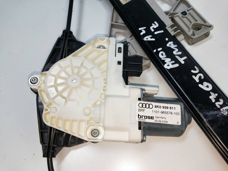 Recambio de elevalunas trasero izquierdo para audi a4 ber. (b8) referencia OEM IAM 8K0959811 8K08395461A 4P Recambio de elevalunas trasero izquierdo para audi a4 ber. (b8) referencia OEM IAM 8K0959811 8K08395461A 4P