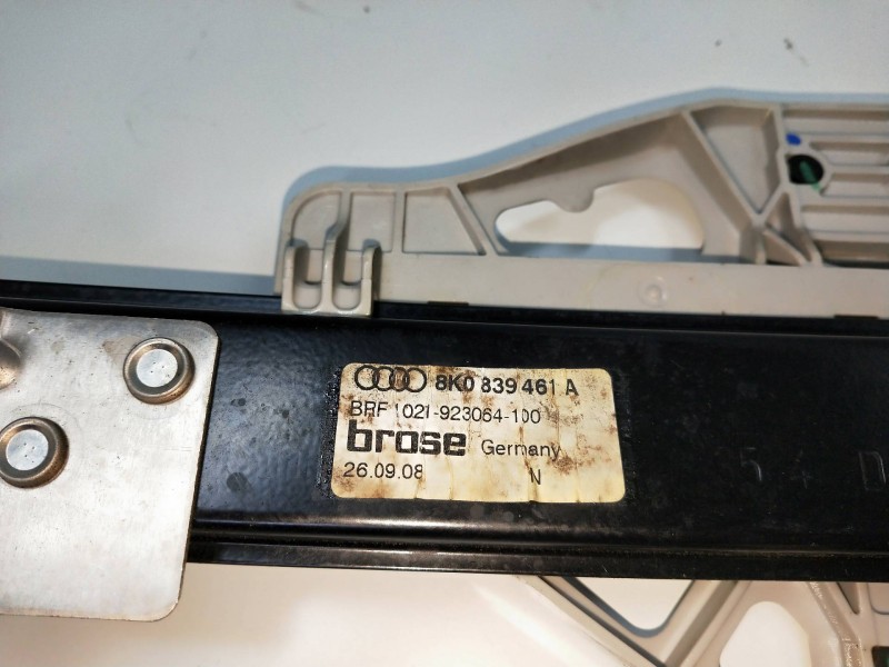 Recambio de elevalunas trasero izquierdo para audi a4 ber. (b8) referencia OEM IAM 8K0959811 8K08395461A 4P Recambio de elevalunas trasero izquierdo para audi a4 ber. (b8) referencia OEM IAM 8K0959811 8K08395461A 4P