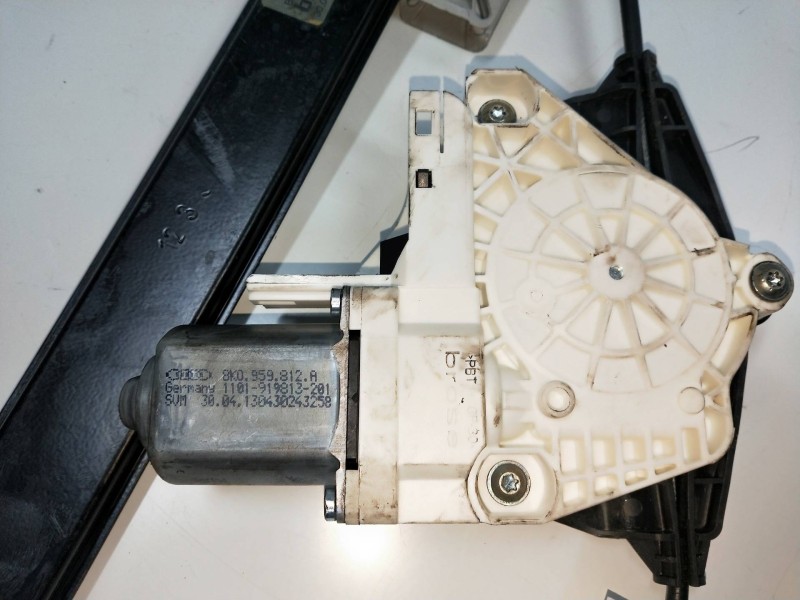 Recambio de elevalunas trasero derecho para audi a4 avant (8k5) (2008) 2.0 16v tdi referencia OEM IAM 8K0959812A 8K0839462A 4P