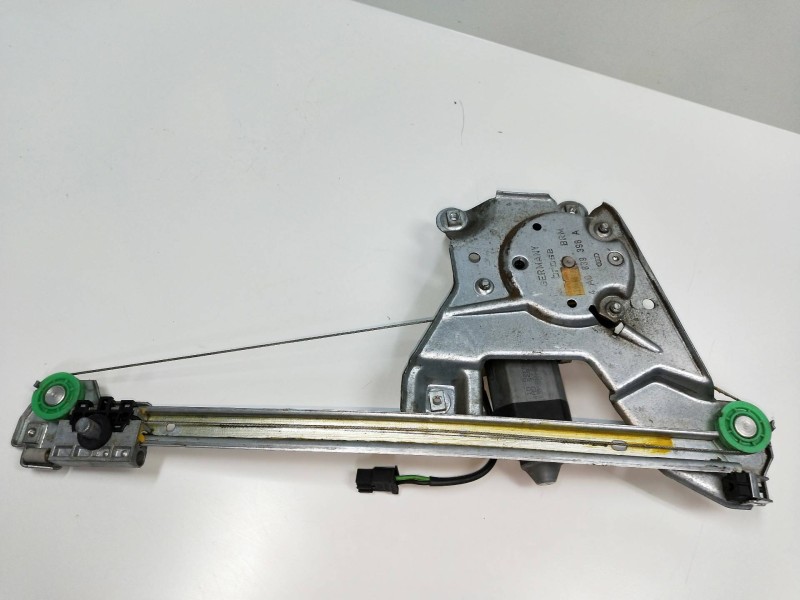 Recambio de elevalunas trasero derecho para audi a6 berlina (c4) referencia OEM IAM   