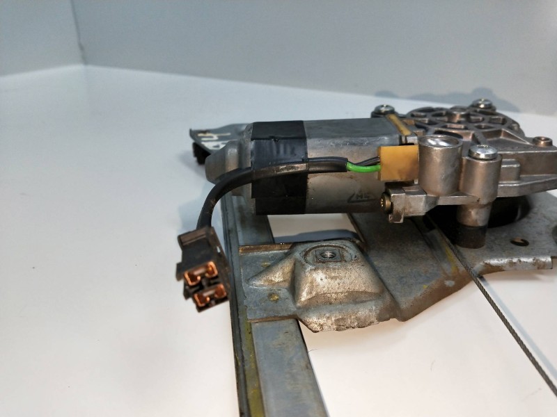 Recambio de elevalunas trasero derecho para audi a6 berlina (c4) referencia OEM IAM   