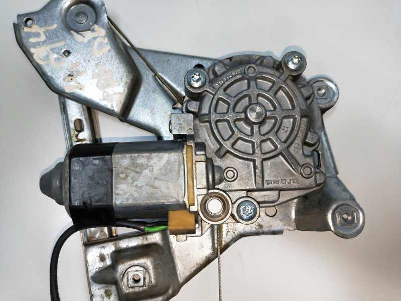 Recambio de elevalunas trasero derecho para audi a6 berlina (c4) referencia OEM IAM   