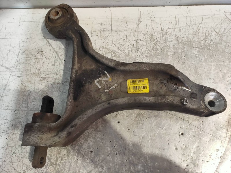 Recambio de brazo suspension superior delantero izquierdo para volvo xc70 2.4 diesel cat referencia OEM IAM 30635231 150201100 