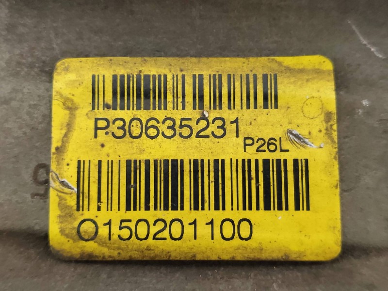Recambio de brazo suspension superior delantero izquierdo para volvo xc70 2.4 diesel cat referencia OEM IAM 30635231 150201100 