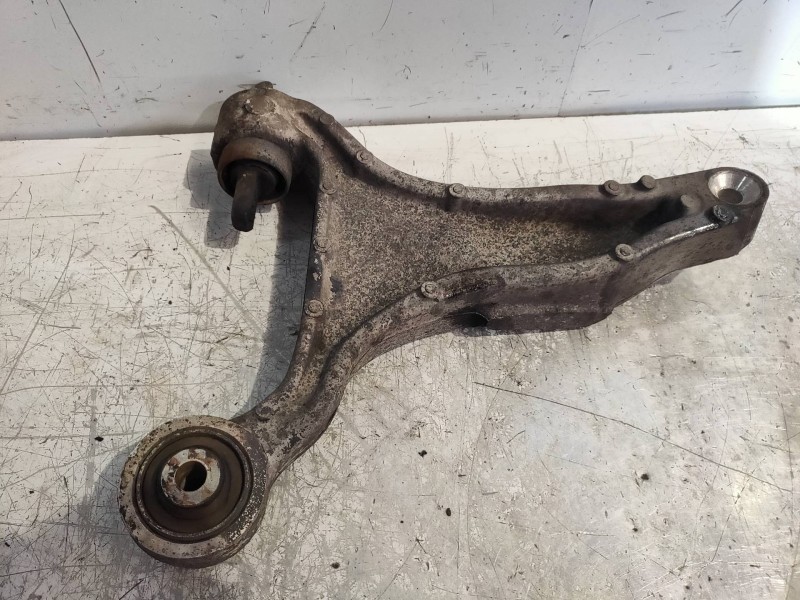Recambio de brazo suspension superior delantero izquierdo para volvo xc70 2.4 diesel cat referencia OEM IAM 30635231 150201100 
