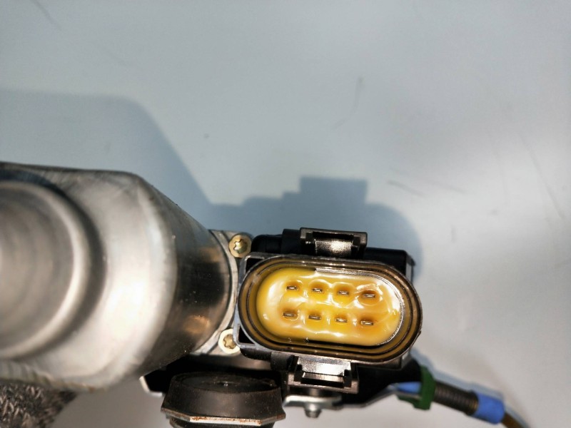 Recambio de elevalunas delantero derecho para audi a8 (d2) referencia OEM IAM 4D0959802E  4P Recambio de elevalunas delantero derecho para audi a8 (d2) referencia OEM IAM 4D0959802E  4P