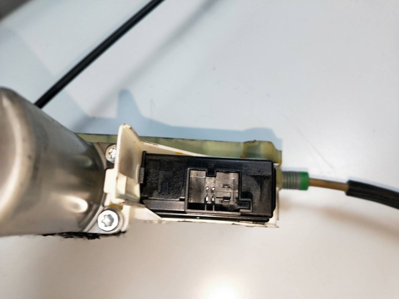 Recambio de elevalunas trasero derecho para audi q7 (4l) referencia OEM IAM 4L0959802B 4L0839462A 5P Recambio de elevalunas trasero derecho para audi q7 (4l) referencia OEM IAM 4L0959802B 4L0839462A 5P