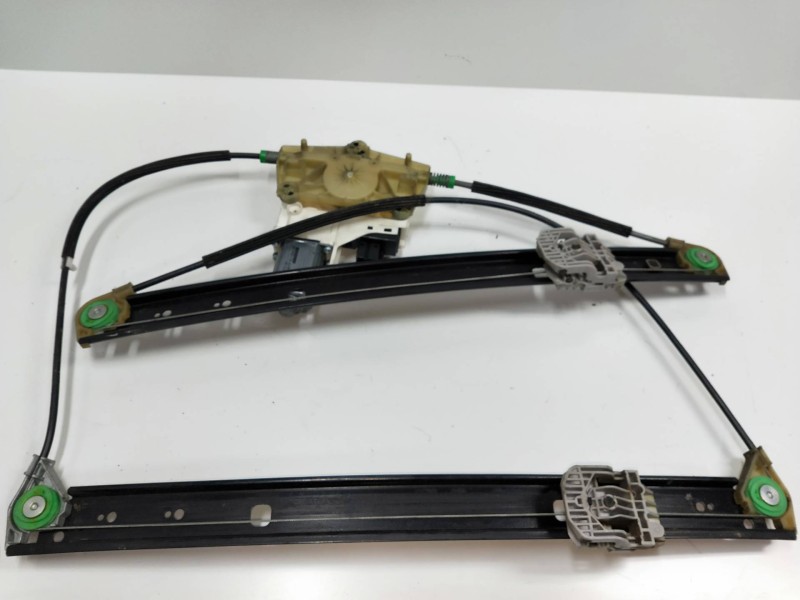 Recambio de elevalunas delantero derecho para audi q7 (4l) referencia OEM IAM 4L0959802B 4L0837462A 5P