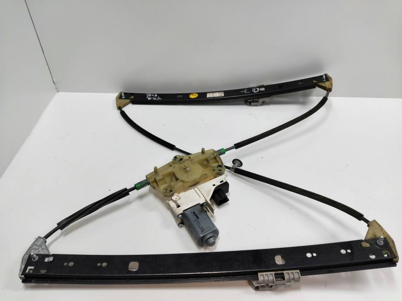 Recambio de elevalunas trasero derecho para audi q7 (4l) referencia OEM IAM 4L0959802B 4L0839462A  Recambio de elevalunas trasero derecho para audi q7 (4l) referencia OEM IAM 4L0959802B 4L0839462A