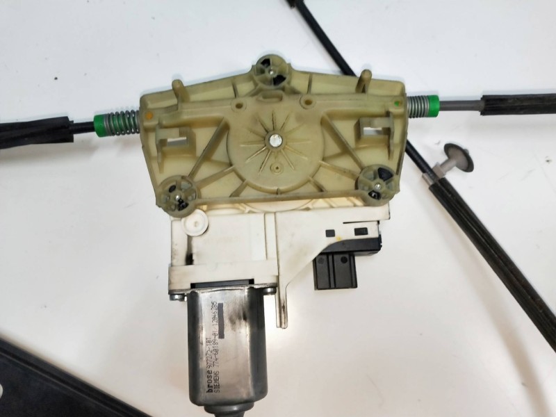 Recambio de elevalunas trasero derecho para audi q7 (4l) referencia OEM IAM 4L0959802B 4L0839462A  Recambio de elevalunas trasero derecho para audi q7 (4l) referencia OEM IAM 4L0959802B 4L0839462A