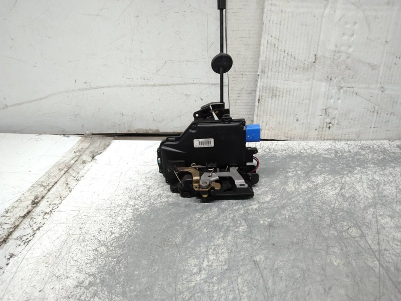 Recambio de motor cierre centralizado trasero derecho para volkswagen golf v berlina (1k1) highline referencia OEM IAM 7L0839016