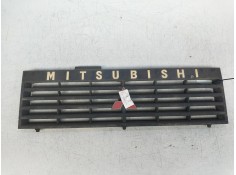 Recambio de rejilla delantera para mitsubishi montero (l040) 2500 td (2-ptas.) referencia OEM IAM   