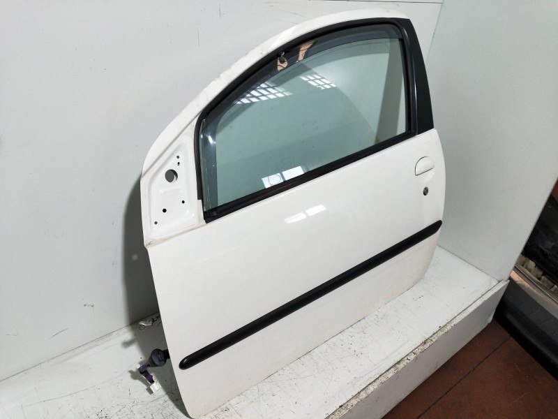Recambio de puerta delantera izquierda para peugeot 107 urban referencia OEM IAM  3P 
