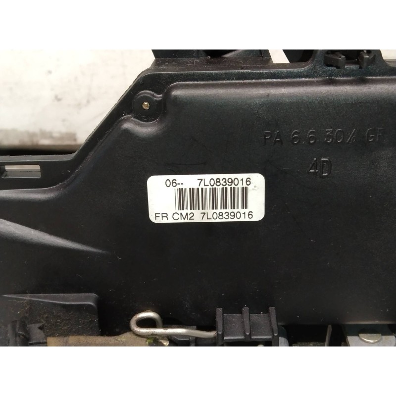 Recambio de motor cierre centralizado trasero derecho para volkswagen golf v berlina (1k1) highline referencia OEM IAM 7L0839016