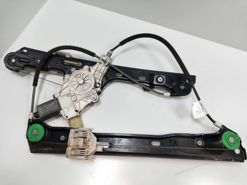 Recambio de elevalunas delantero izquierdo para bmw serie 1 berlina (e81/e87) 120d referencia OEM IAM 0130822224 7067795S 5P