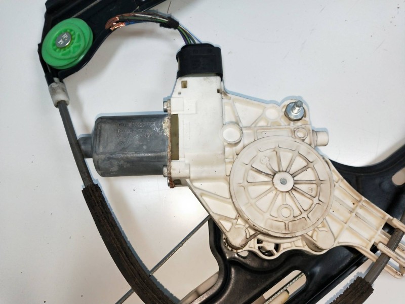 Recambio de elevalunas delantero derecho para bmw serie 1 berlina (e81/e87) referencia OEM IAM 0130822227 7067796S 