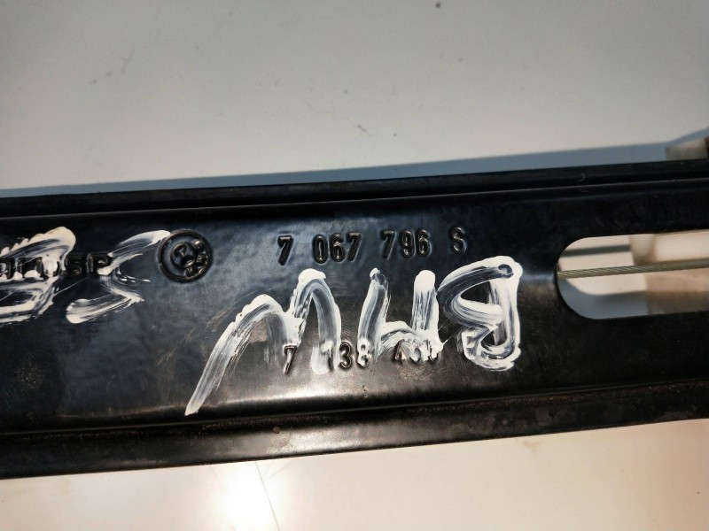 Recambio de elevalunas delantero derecho para bmw serie 1 berlina (e81/e87) referencia OEM IAM 0130822227 7067796S 