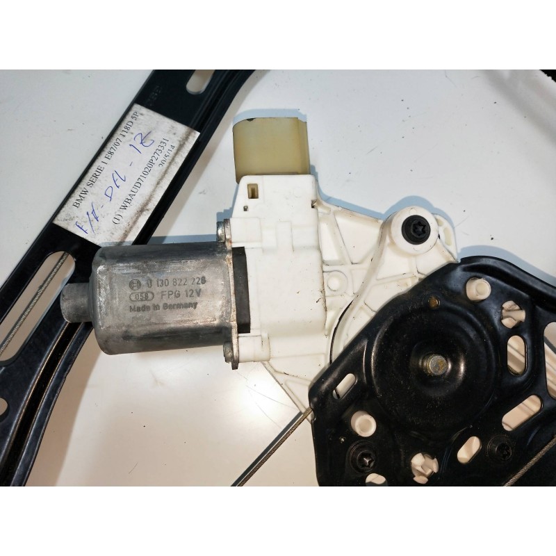 Recambio de elevalunas delantero izquierdo para bmw serie 1 berlina (e81/e87) 2.0 turbodiesel cat referencia OEM IAM 0130822226 