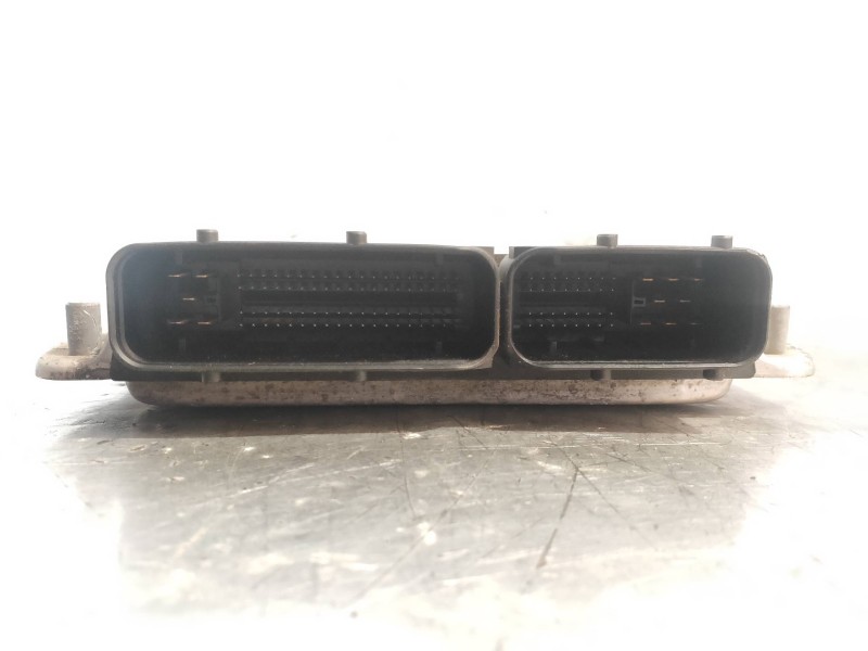 Recambio de centralita motor uce para audi a3 (8l) 1.9 tdi ambiente referencia OEM IAM 0281010308 038906019CK 28SA5414 BOSCH