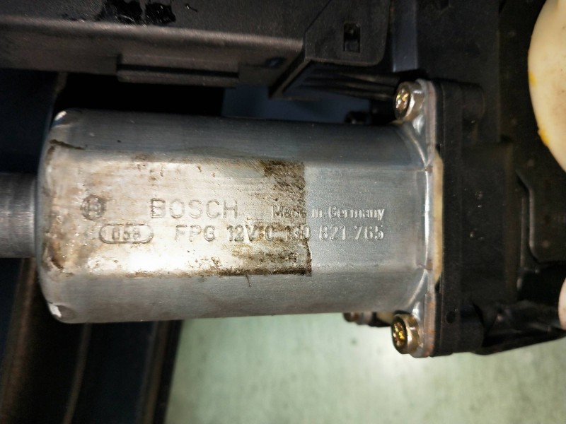 Recambio de elevalunas delantero derecho para audi a2 (8z) 1.4 tdi referencia OEM IAM 0130821765 8Z1959802 5P