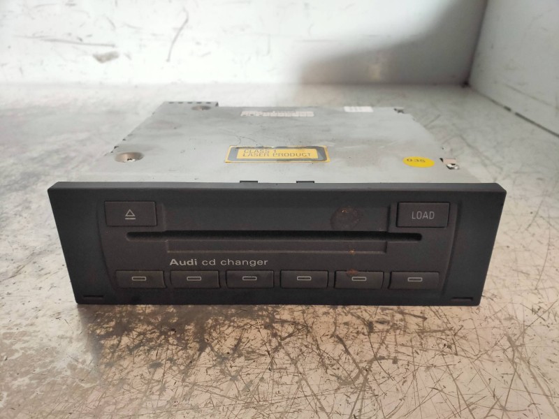 Recambio de sistema audio / radio cd para audi a3 (8p) 3.2 ambition quattro referencia OEM IAM 8E0035111D CXCA1492GC 