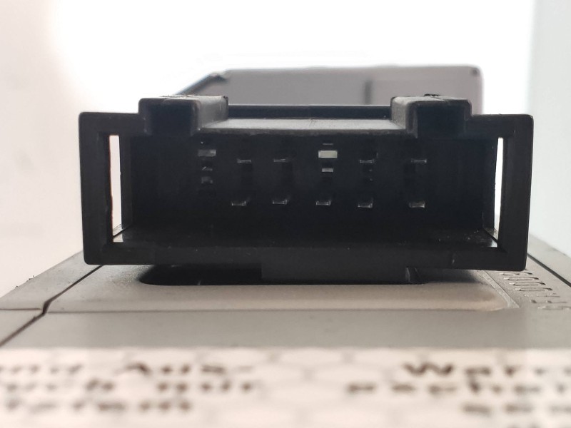 Recambio de sistema audio / radio cd para audi a3 (8p) 3.2 ambition quattro referencia OEM IAM 8E0035111D CXCA1492GC 