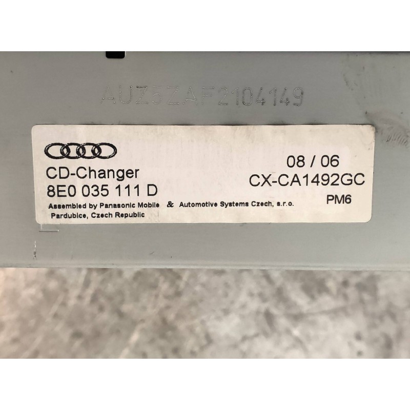 Recambio de sistema audio / radio cd para audi a3 (8p) 3.2 ambition quattro referencia OEM IAM 8E0035111D CXCA1492GC 