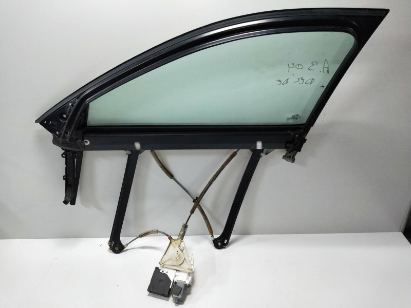 Recambio de elevalunas delantero derecho para audi a3 sportback (8p) 2.0 tdi referencia OEM IAM E840311202 8P0959802H 5P