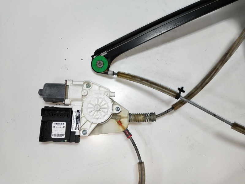 Recambio de elevalunas delantero derecho para audi a3 sportback (8p) 2.0 tdi referencia OEM IAM E840311202 8P0959802H 5P