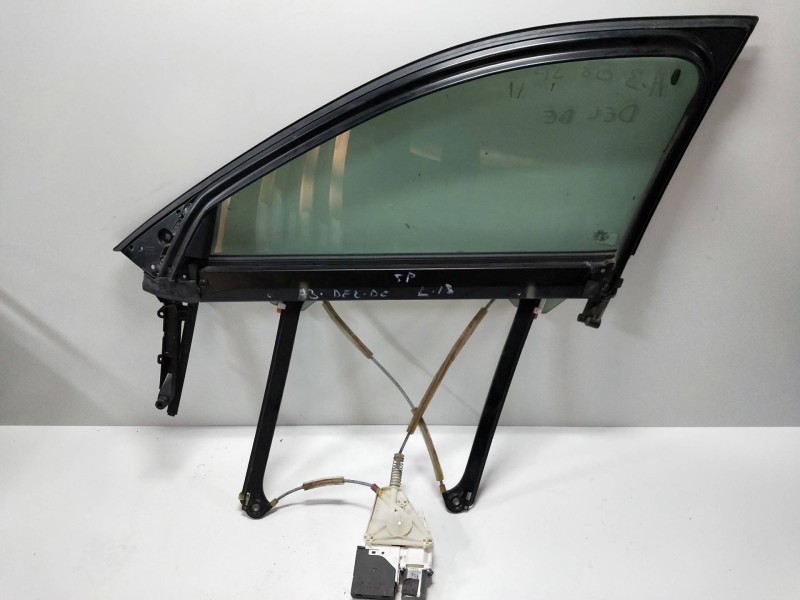 Recambio de elevalunas delantero derecho para audi a3 (8p) referencia OEM IAM E840311202 8P0595802P 5P Recambio de elevalunas delantero derecho para audi a3 (8p) referencia OEM IAM E840311202 8P0595802P 5P