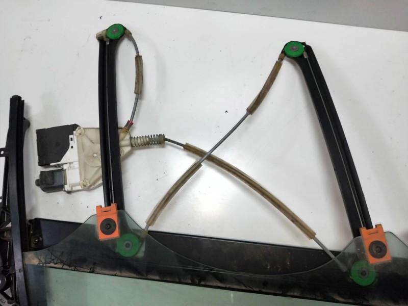 Recambio de elevalunas delantero derecho para audi a3 (8p) referencia OEM IAM E840311202 8P0595802P 5P Recambio de elevalunas delantero derecho para audi a3 (8p) referencia OEM IAM E840311202 8P0595802P 5P