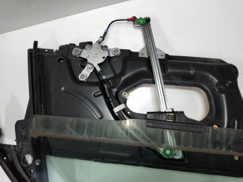 Recambio de elevalunas delantero derecho para audi a6 berlina (c4) referencia OEM IAM 119018101   Recambio de elevalunas delantero derecho para audi a6 berlina (c4) referencia OEM IAM 119018101