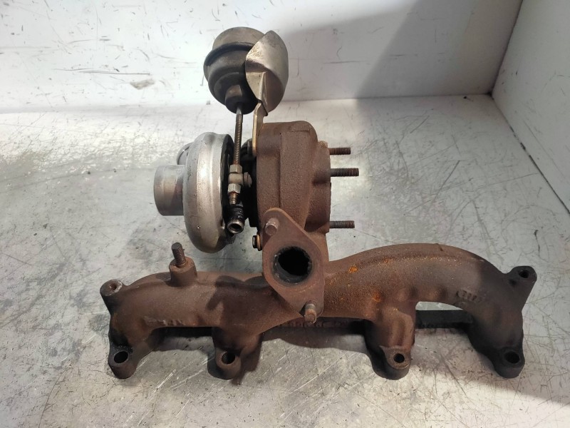 Recambio de turbocompresor para seat ibiza (6l1) signo referencia OEM IAM 038253016B KP39001CF 5018639 