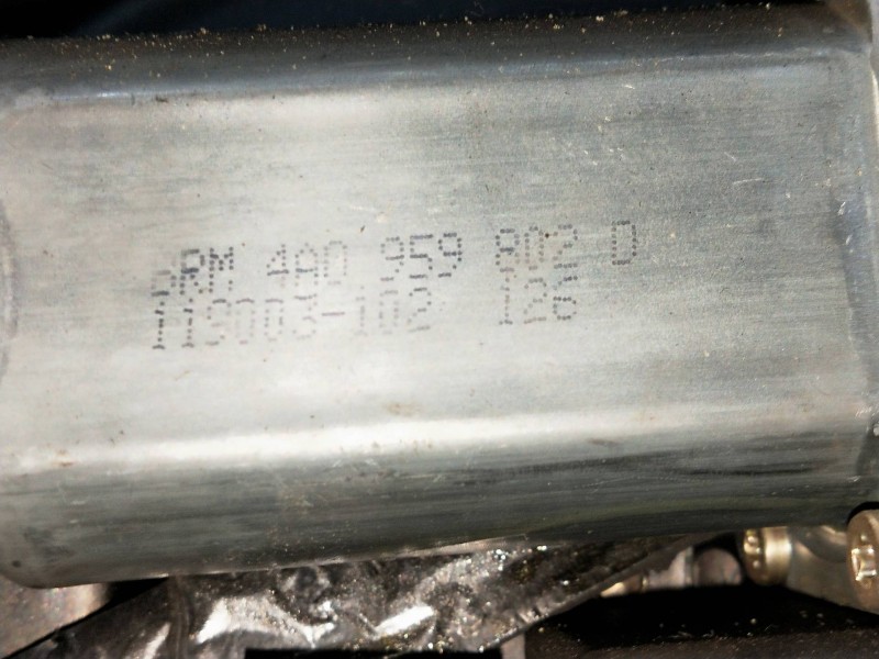 Recambio de elevalunas delantero derecho para audi a6 berlina (c4) (c4) referencia OEM IAM 4A0959802D 119018113  Recambio de elevalunas delantero derecho para audi a6 berlina (c4) (c4) referencia OEM IAM 4A0959802D 119018113