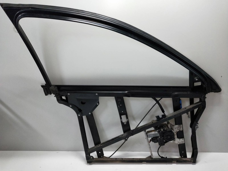 Recambio de elevalunas delantero izquierdo para audi allroad quattro (4b5) 2.5 tdi (132kw) referencia OEM IAM 4B0959801E  